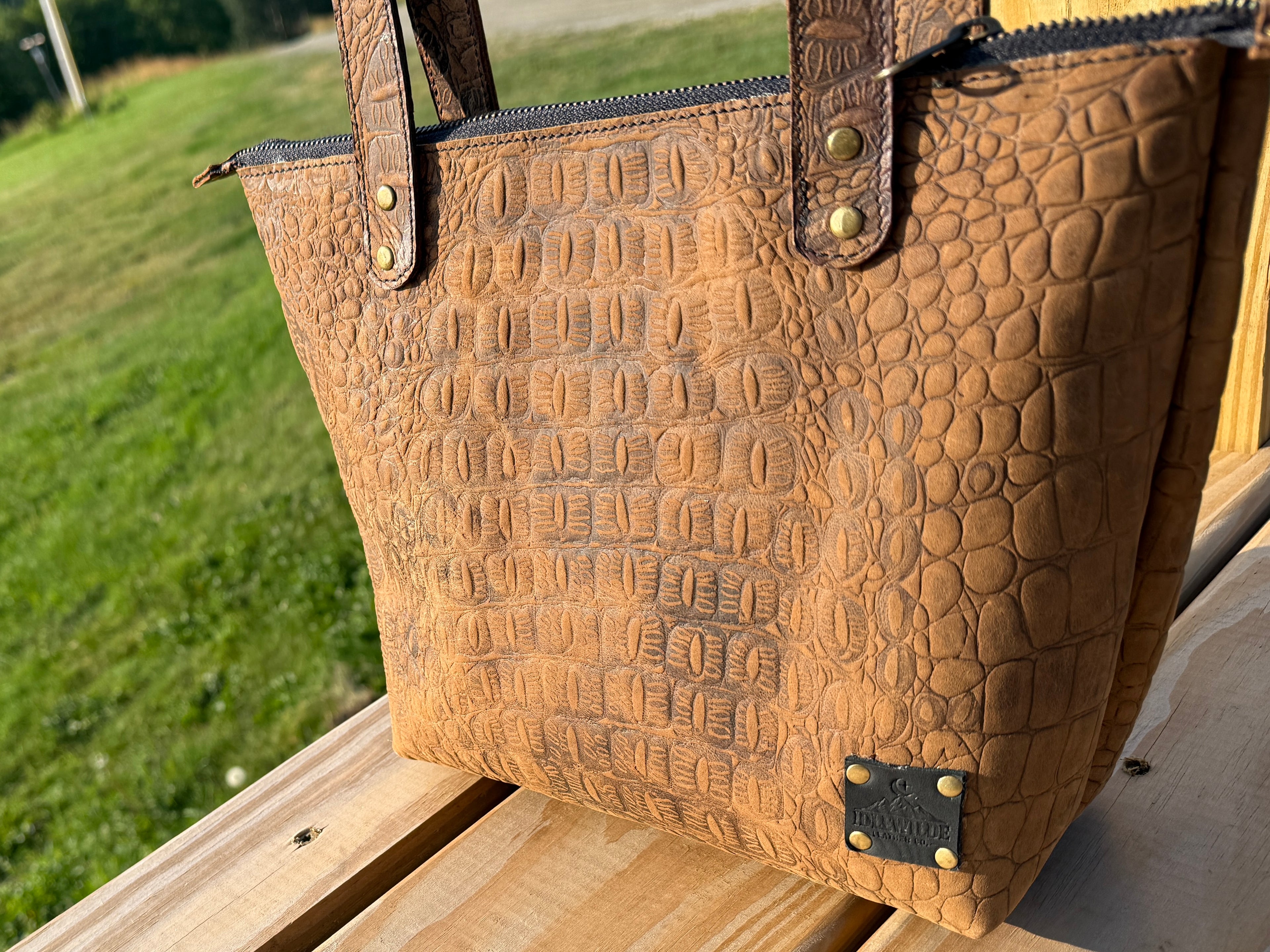 Medium Idlewilde Zip Tote Bag in Embossed Croc